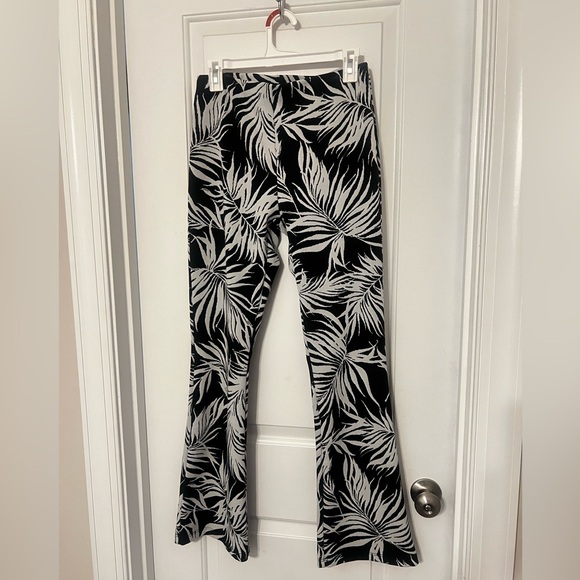 Zara Jacquard Tropical Print Flare Pants | large - Picture 2 of 6